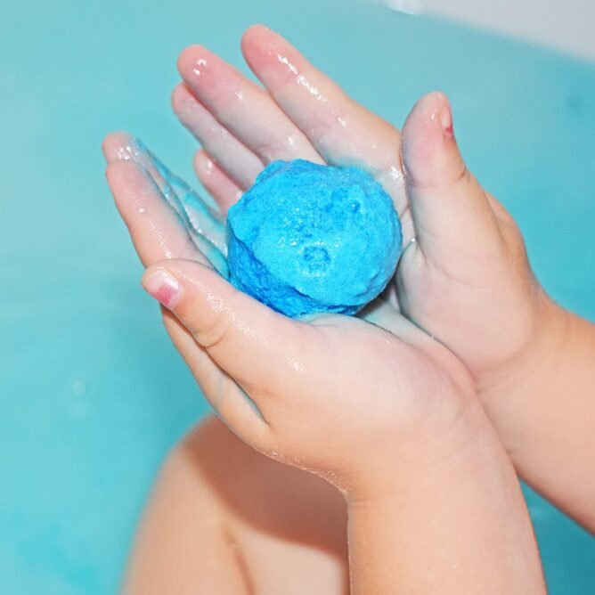 Zimpli Kids BAFF BOMBZ 4 Skirtingų vonios bombų rinkinys 140g - Image 3