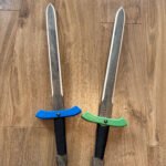 Medinis kardas - mediniai ranku darbo zaislai -wooden sword