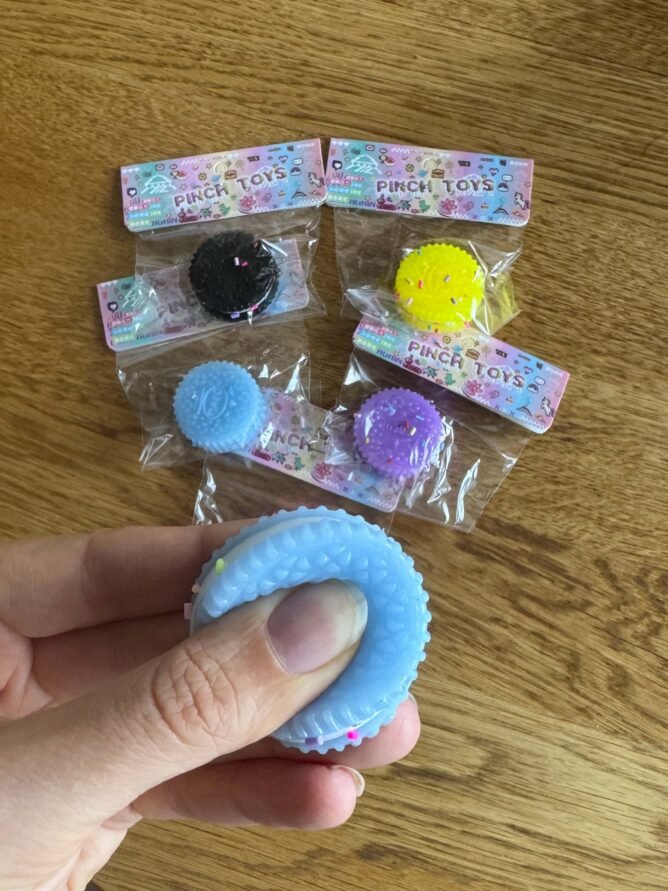 Pinch toy, oreo, blue, small pinch toy, antistresiukas, antistresinis zaislas, melynas oreo