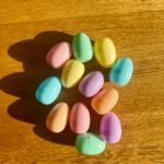 Plastikiniai kiausiniai - pasteliniai